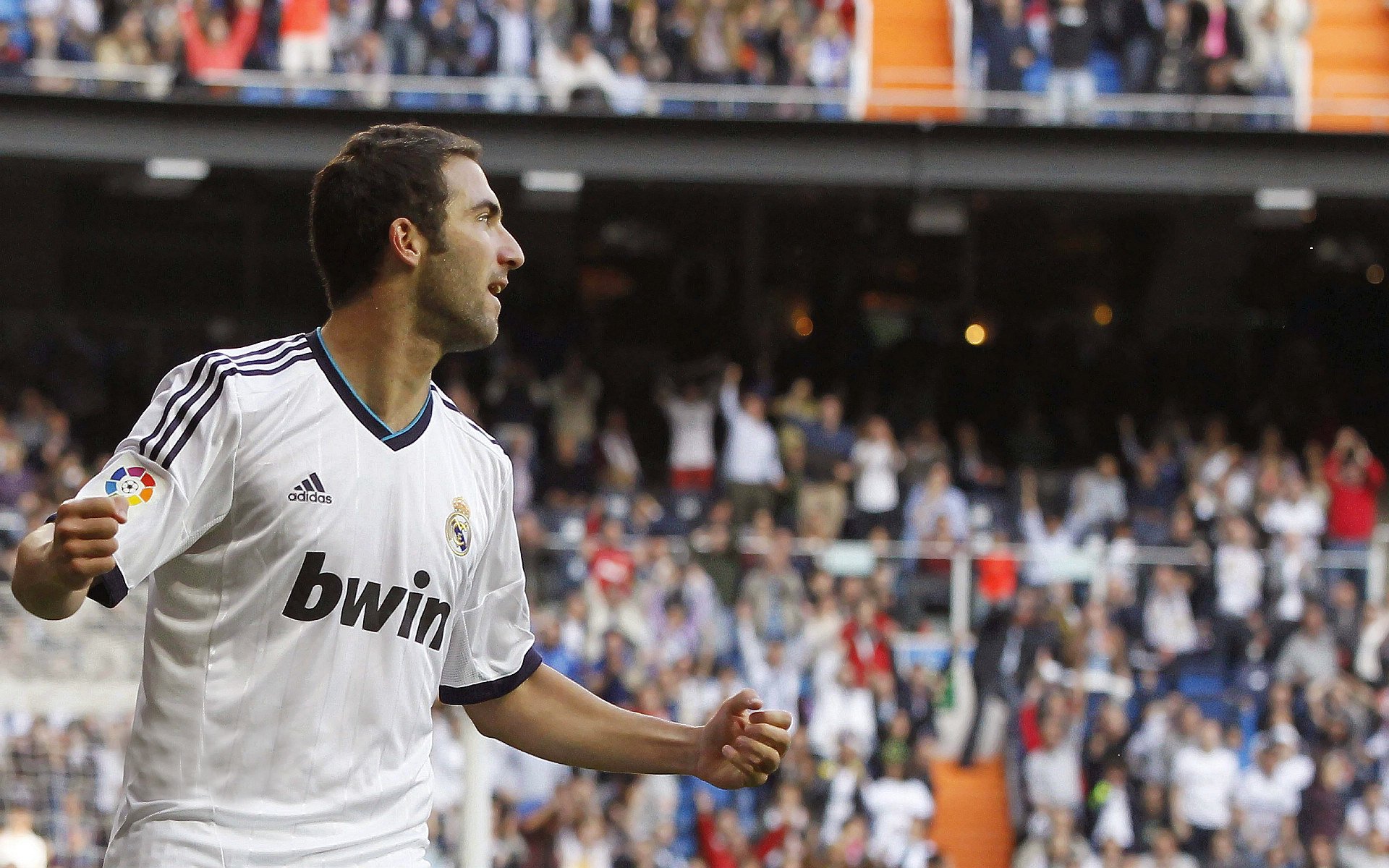 《王者荣耀》“荣耀之战”线上争霸赛,冠军队伍争夺激烈!